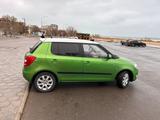 Skoda Fabia 2013 года за 4 500 000 тг. в Актау – фото 4