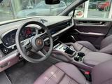 Porsche Cayenne E-Hybrid 2026 года за 98 000 000 тг. в Алматы – фото 4