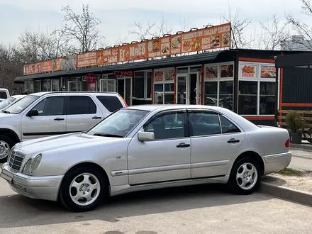 Mercedes-Benz E 280 1997 года за 3 400 000 тг. в Алматы – фото 6