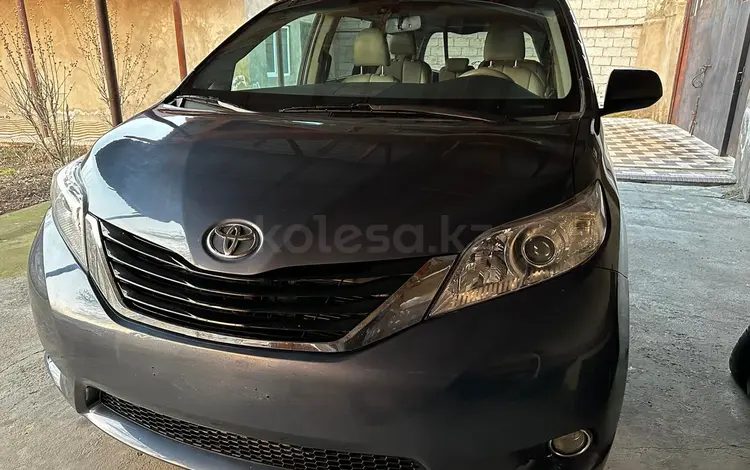 Toyota Sienna 2013 года за 13 500 000 тг. в Шымкент