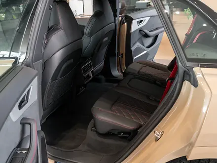 Audi Q8 55 TFSI Quattro Sport 2024 года за 52 910 000 тг. в Костанай – фото 14