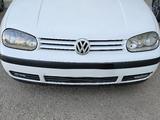 Volkswagen Golf 2002 годаүшін2 000 000 тг. в Астана – фото 3