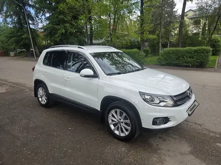Volkswagen Tiguan 2015 года за 8 800 000 тг. в Алматы – фото 2