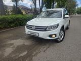 Volkswagen Tiguan 2015 годаүшін8 800 000 тг. в Алматы