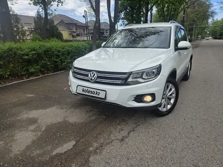Volkswagen Tiguan 2015 года за 8 800 000 тг. в Алматы