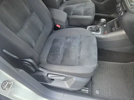 Volkswagen Tiguan 2015 года за 8 800 000 тг. в Алматы – фото 28