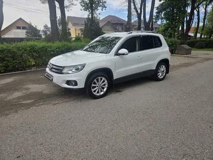 Volkswagen Tiguan 2015 года за 8 800 000 тг. в Алматы – фото 5