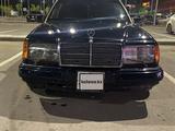 Mercedes-Benz E 200 1992 годаfor1 000 000 тг. в Павлодар