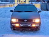 Volkswagen Passat 1996 годаүшін2 800 000 тг. в Уральск – фото 4