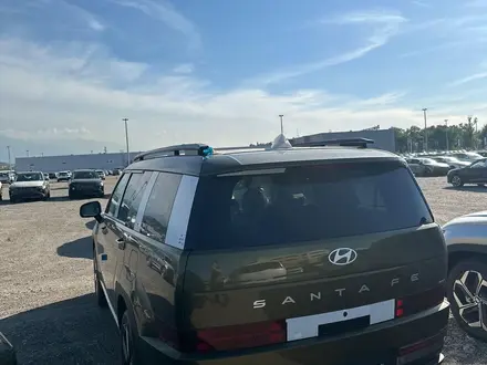 Hyundai Santa Fe 2024 года за 17 000 000 тг. в Астана – фото 4