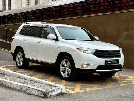 Toyota Highlander 2011 года за 10 500 000 тг. в Астана – фото 2