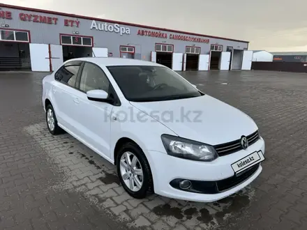 Volkswagen Polo 2014 года за 4 650 000 тг. в Актобе