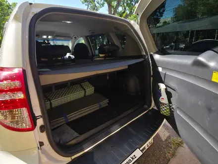 Toyota RAV4 2011 года за 7 300 000 тг. в Алматы – фото 15