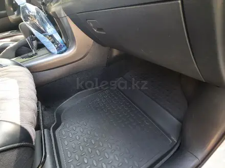Toyota RAV4 2011 года за 7 300 000 тг. в Алматы – фото 26