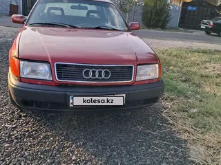 Audi 100
