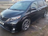 Toyota Sienna 2015 года за 14 700 000 тг. в Астана