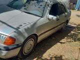 Mercedes-Benz C 220 1994 года за 420 000 тг. в Шымкент – фото 2