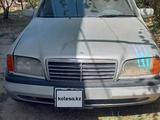 Mercedes-Benz C 220 1994 года за 420 000 тг. в Шымкент