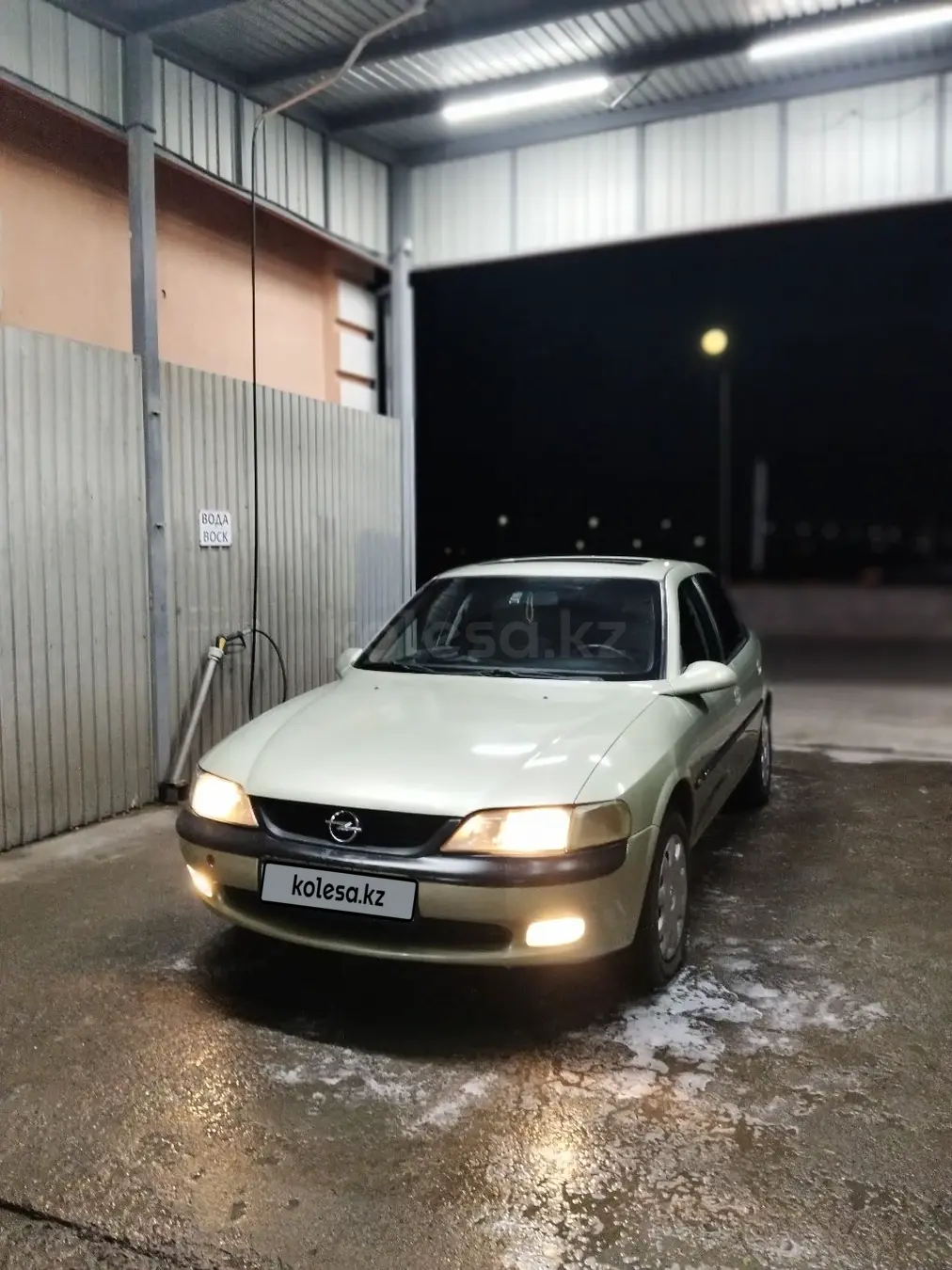 Opel Vectra, 1996