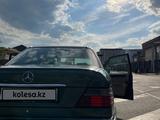 Mercedes-Benz E 220 1993 годаүшін1 900 000 тг. в Алматы – фото 3