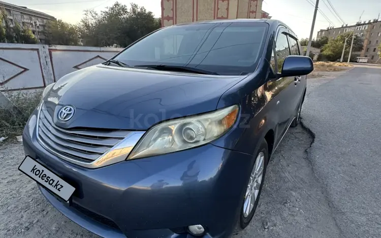 Toyota Sienna 2017 года за 13 400 000 тг. в Тараз