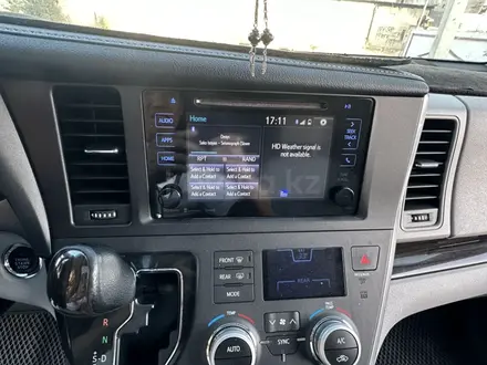 Toyota Sienna 2017 года за 13 400 000 тг. в Тараз – фото 15