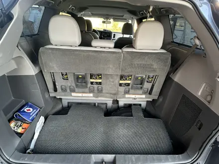 Toyota Sienna 2017 года за 13 400 000 тг. в Тараз – фото 24