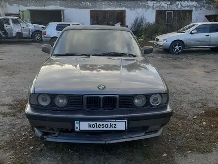 BMW 520 1991 года за 900 000 тг. в Щучинск