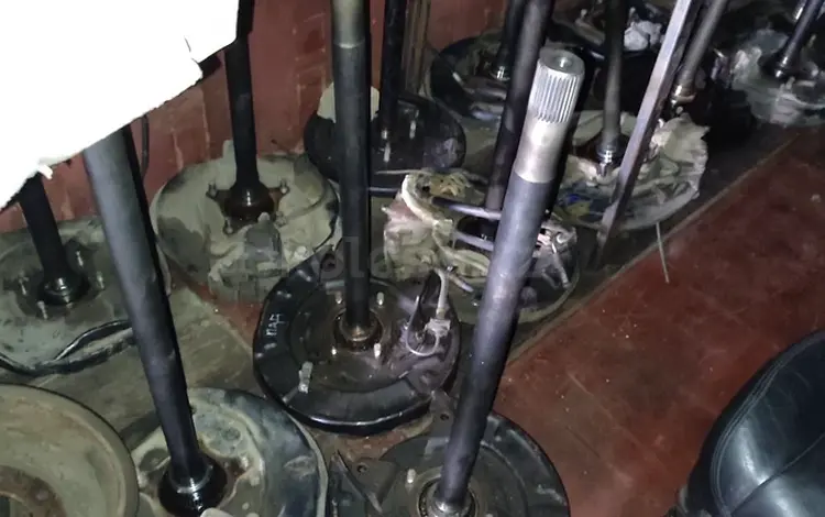 Полуось заднего моста за 45 000 тг. в Алматы