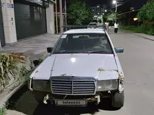 Mercedes-Benz 190, 1988