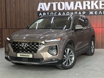 Hyundai Santa Fe 2019 года за 10 950 000 тг. в Костанай
