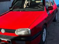 Volkswagen Golf 1993 годаүшін1 200 000 тг. в Тараз