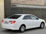 Toyota Camry 2014 годаүшін7 800 000 тг. в Шымкент – фото 3