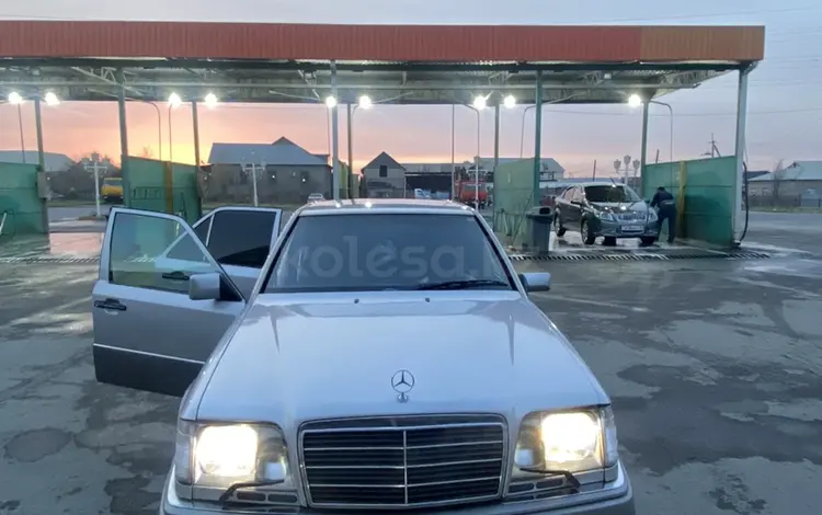 Mercedes-Benz E 280 1992 годаүшін2 000 000 тг. в Шымкент