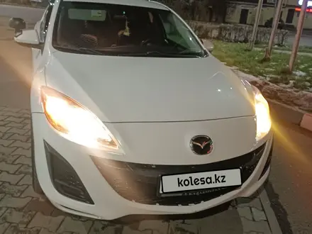 Mazda 3 2010 года за 4 000 000 тг. в Петропавловск – фото 2