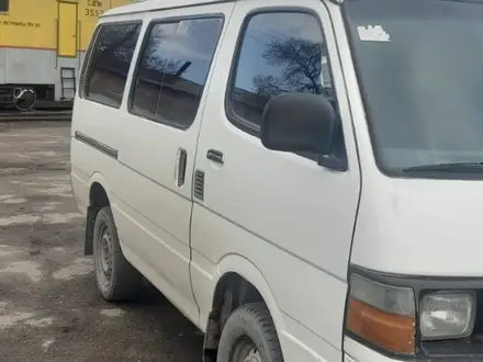 Toyota Hiace 1991 года за 2 800 000 тг. в Семей