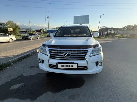 Lexus LX 570 2014 года за 27 000 000 тг. в Алматы