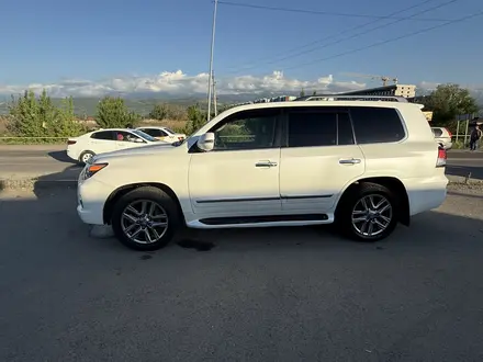 Lexus LX 570 2014 года за 27 000 000 тг. в Алматы – фото 3