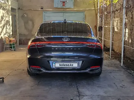 Hyundai Grandeur 2020 года за 11 000 000 тг. в Алматы – фото 2