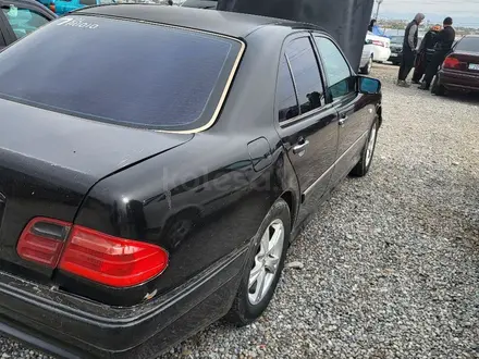 Mercedes-Benz E 280 1996 года за 1 600 000 тг. в Шымкент – фото 4