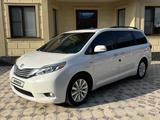 Toyota Sienna 2016 года за 17 500 000 тг. в Алматы