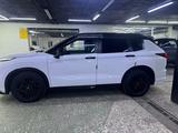 Mitsubishi Outlander 2023 годаүшін15 500 000 тг. в Астана – фото 4