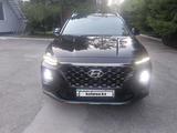 Hyundai Santa Fe 2020 года за 14 200 000 тг. в Усть-Каменогорск