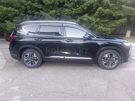 Hyundai Santa Fe 2020 года за 14 200 000 тг. в Усть-Каменогорск – фото 3