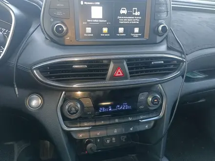 Hyundai Santa Fe 2020 года за 14 200 000 тг. в Усть-Каменогорск – фото 33