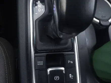 Hyundai Santa Fe 2020 года за 14 200 000 тг. в Усть-Каменогорск – фото 36
