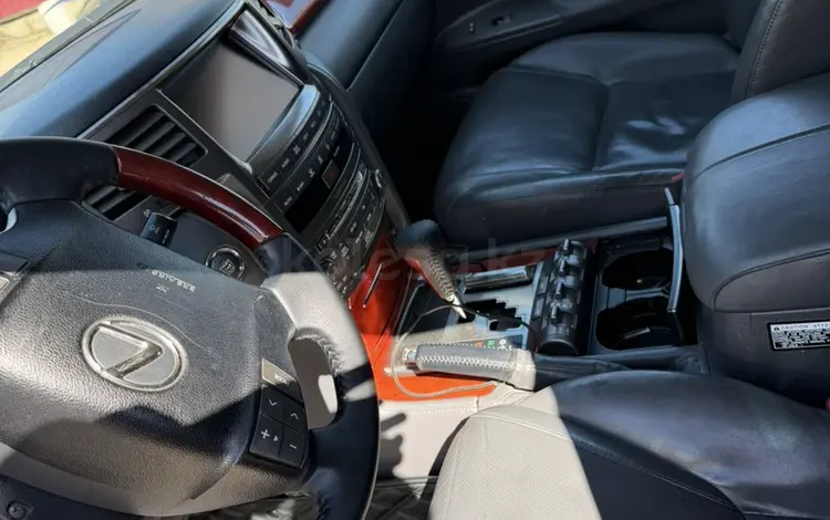 Lexus LX 570 2008 года за 16 000 000 тг. в Усть-Каменогорск