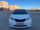 Toyota Sienna 2011 года за 10 500 000 тг. в Актау – фото 4