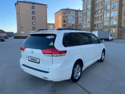 Toyota Sienna 2011 года за 10 500 000 тг. в Актау – фото 7