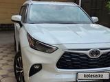 Toyota Highlander 2022 года за 27 500 000 тг. в Шымкент – фото 2